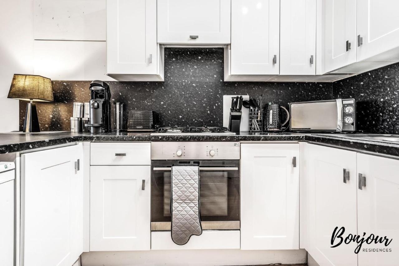 Cosy Grassmarket 2Br-1Ba - Newly Decorated! By Bonjour Residences Edinburgh Exterior foto